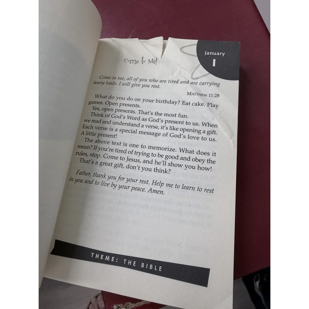 NIRV Kid's Book of Devotions : A 365-Day Adventure in God's Word by Mark...